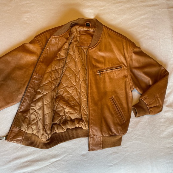 ✨SOLD✨Vintage 1980’s Mixed Blues Leather Bomber jacket Camel/Tan Size Mens Small - Picture 4 of 9